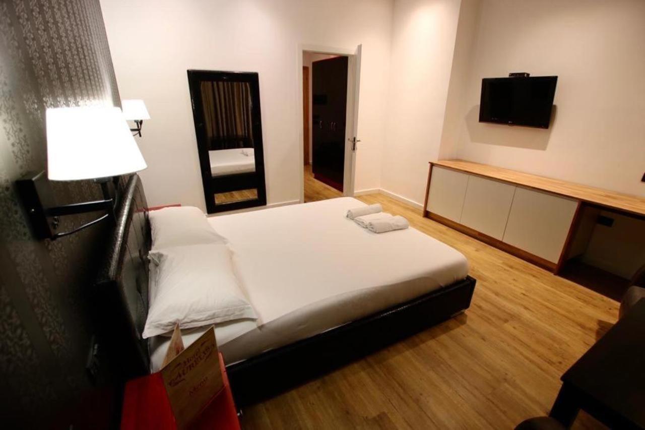 Bërxull Aurelis Hotel מראה חיצוני תמונה