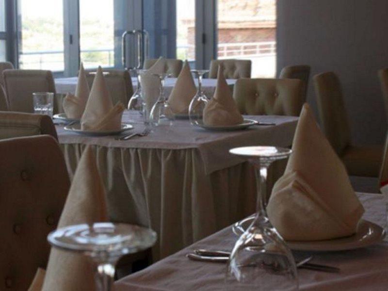 Bërxull Aurelis Hotel מראה חיצוני תמונה