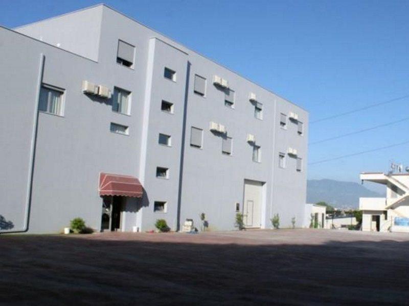 Bërxull Aurelis Hotel מראה חיצוני תמונה