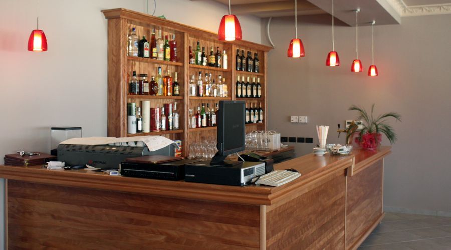 Bërxull Aurelis Hotel מראה חיצוני תמונה